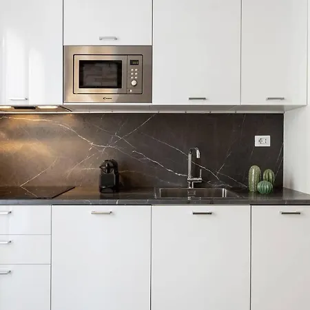 Easylife - - Santa Sofia 29 - Duomo Milaan